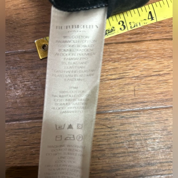 Burberry Black Crewneck Sweatshirt - Picture 6 of 10